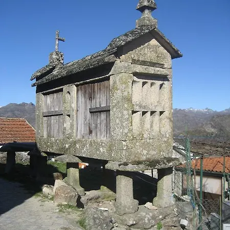 Holiday home Casa Do Castanheiro