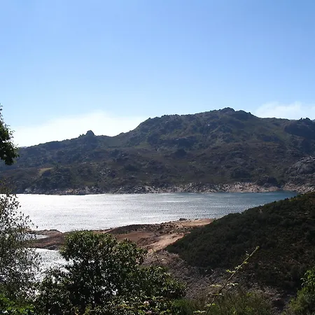 Casa Do Castanheiro Outeiro (Tras-Os-Montes)